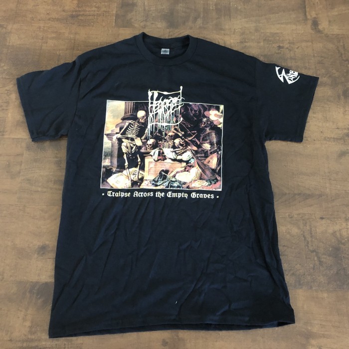 Hearse Traipse Across the Empty Graves TS